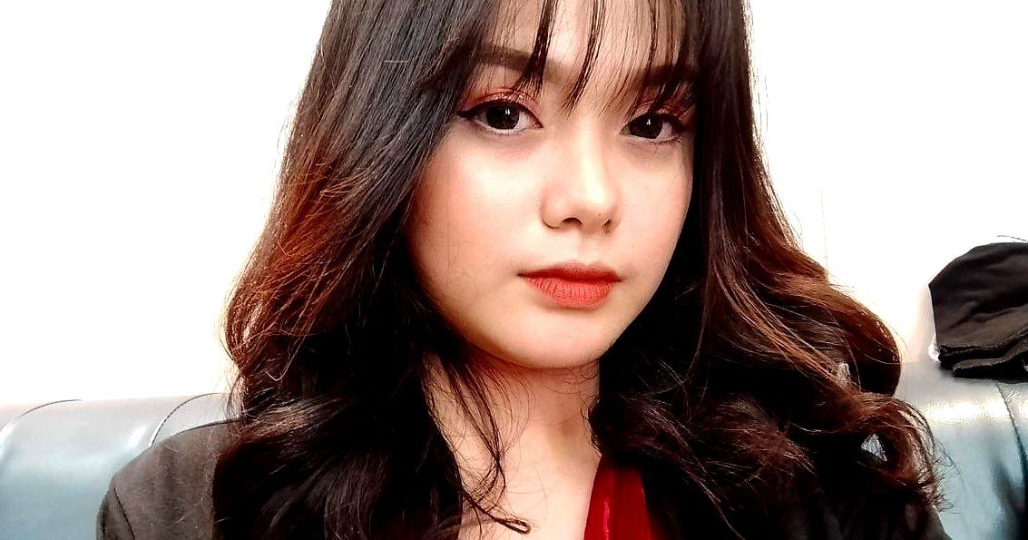 Đụ em nhân viên đến chơi nhà dáng mướt