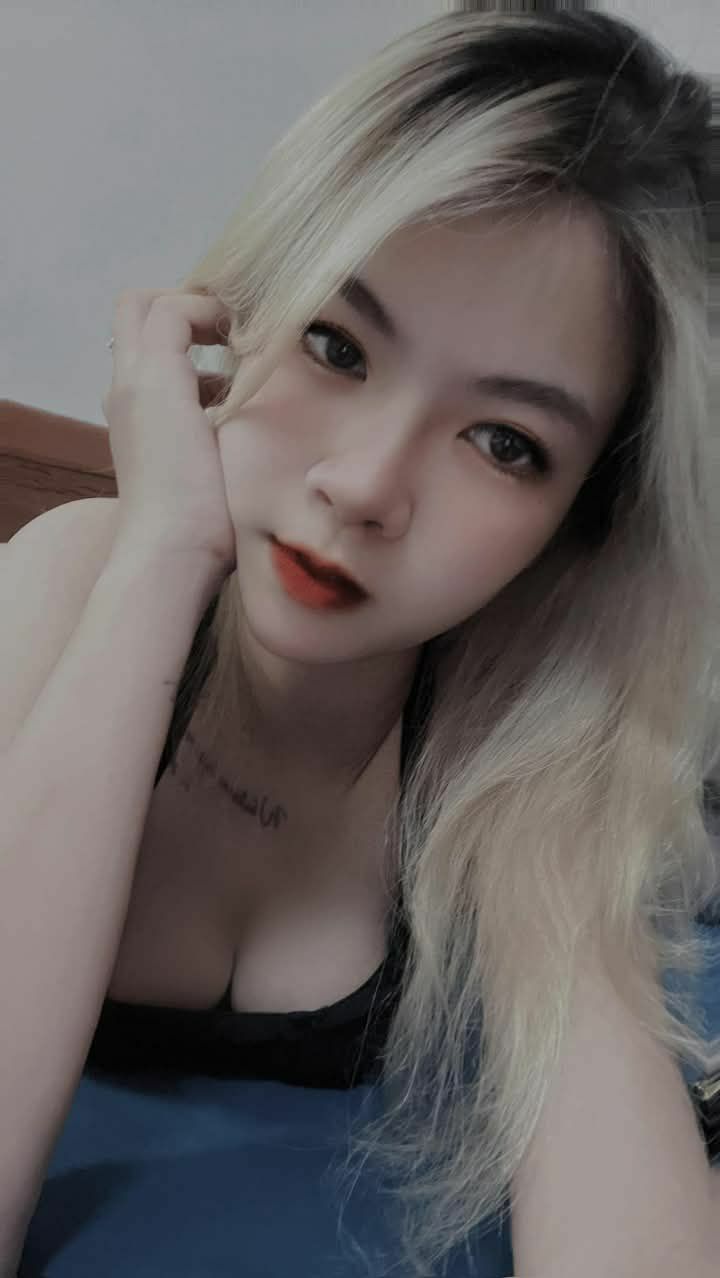Câu lạc bộ vợ Bắc Kinh, tên đàn ông bị cắm sừng cấp dưới cung cấp cho vợ mình, xuất tinh và liếm tinh dịch